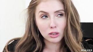 Секретарша показала волосатую письку и дала черному начальнику